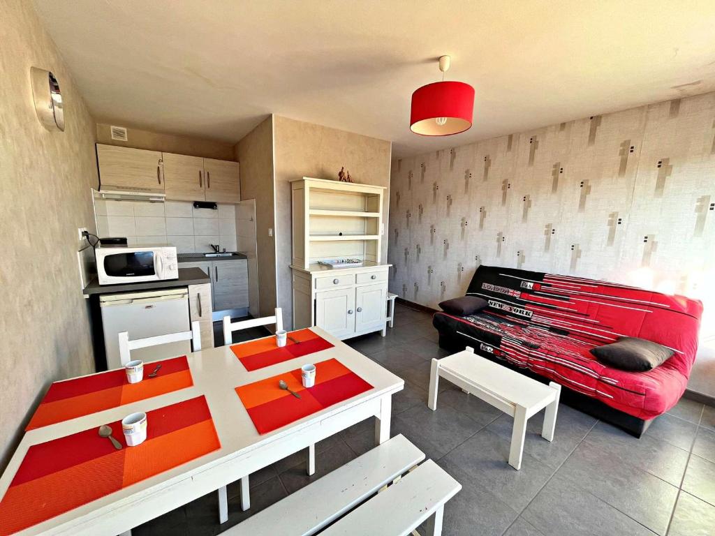 Appartement au centre de Marseillan avec terrasse et parking, proche commodités - FR-1-387-178 - 2