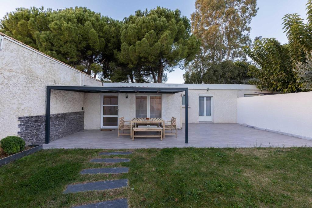 Maison 8 PERS - Plage 8min - Parc Expo- Arena-Centre ville - 4