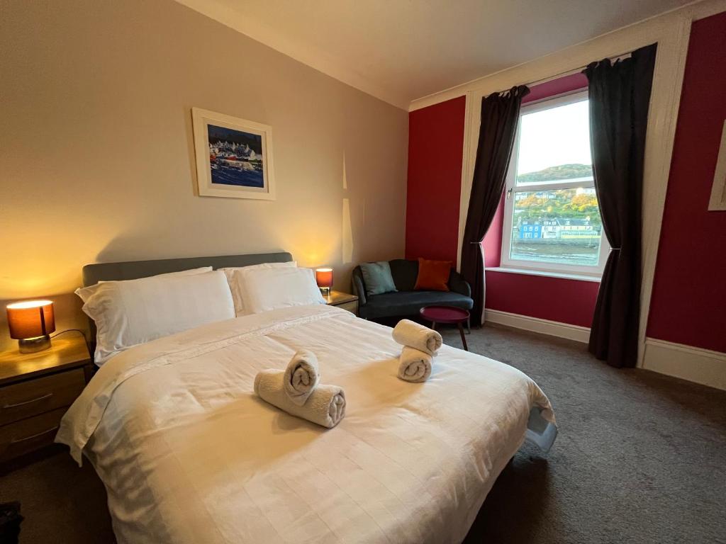 The waterfront — Hotel in Tarbert
