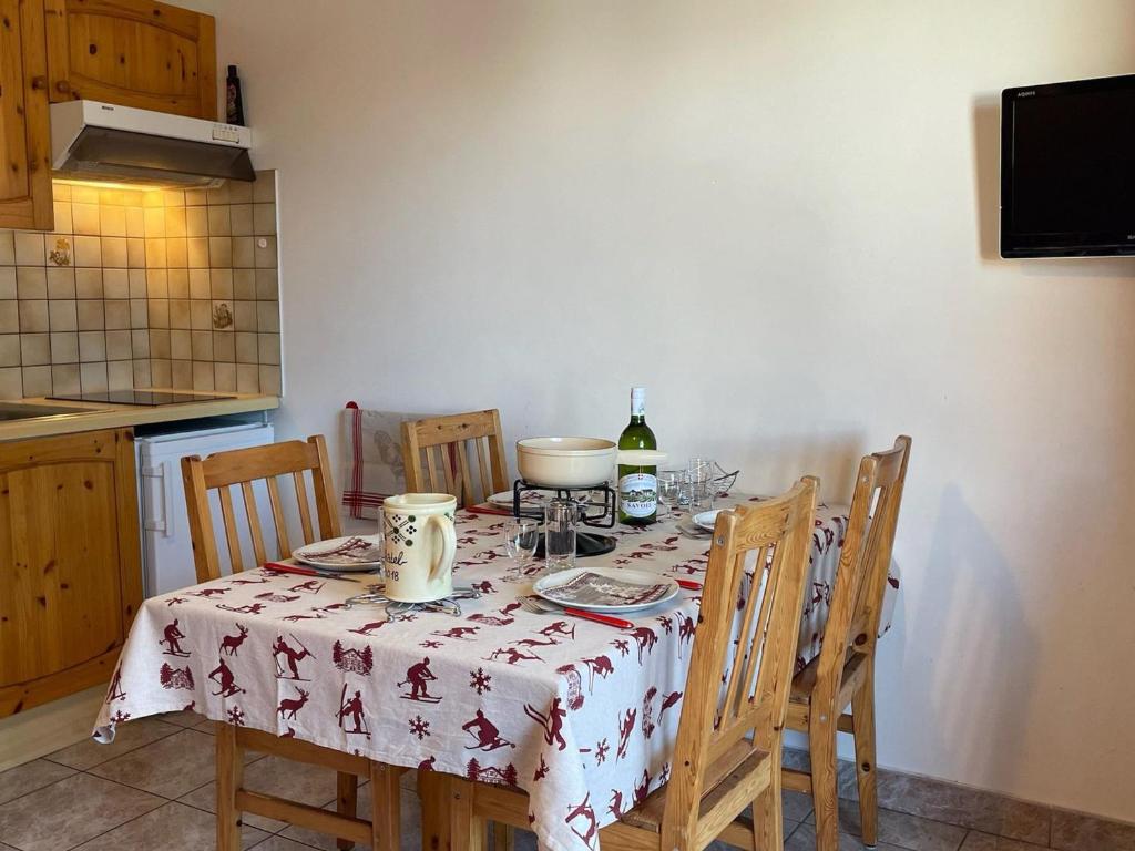 Studio confortable au centre de Châtel avec parking - FR-1-693-66 - 2