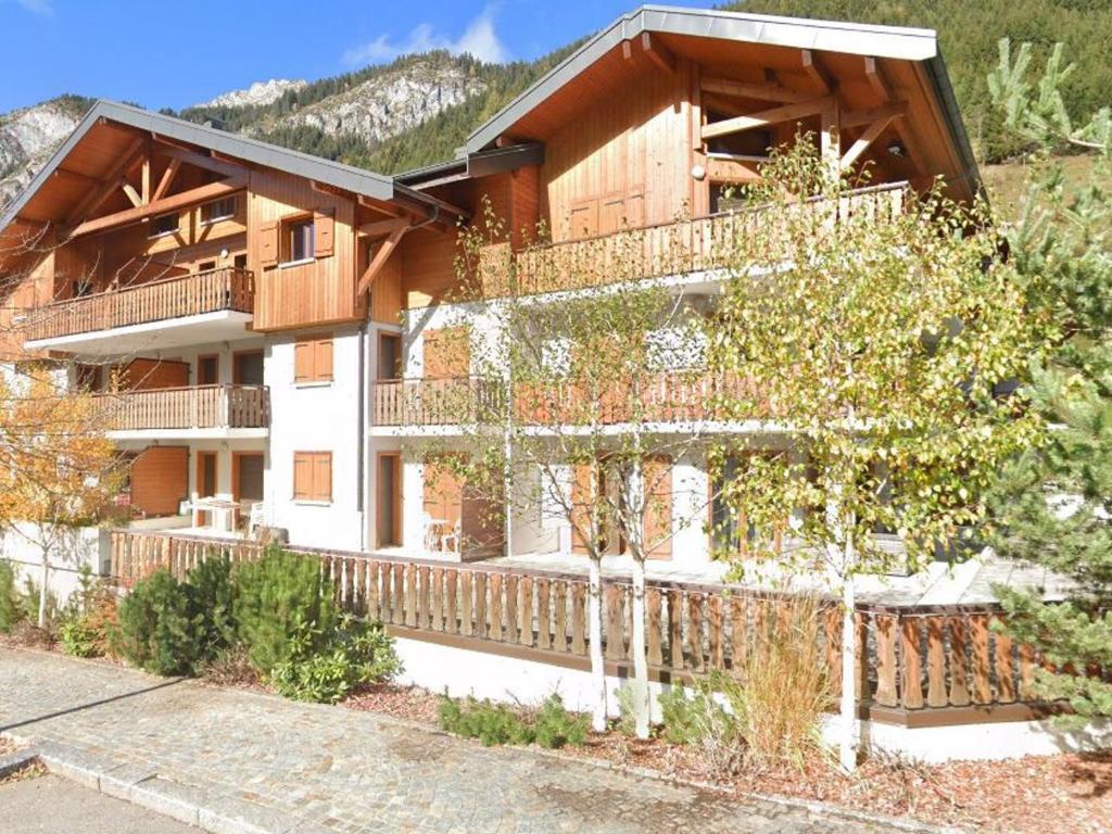 Spacieux 3 pièces au centre avec balcon, parking, animaux admis! - 4