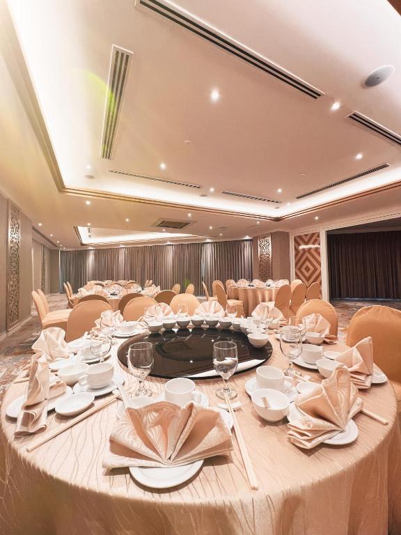Meeting room / ballrooms, Puteri Wing - Riverside Majestic Hotel in Kuching