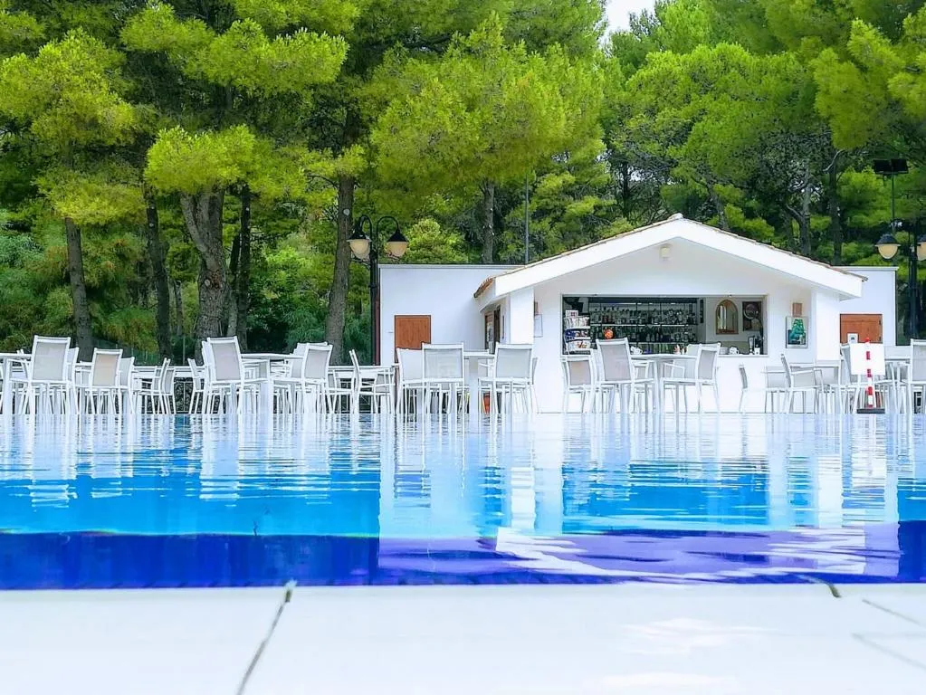 Hotel Portonuovo, מלון בויאסטה