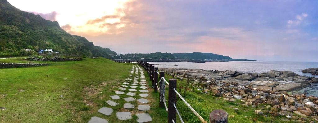 晶晶輕旅民宿瑞芳車站