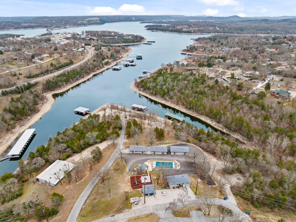 Harper Valley Resort - Kimberling City MO photo