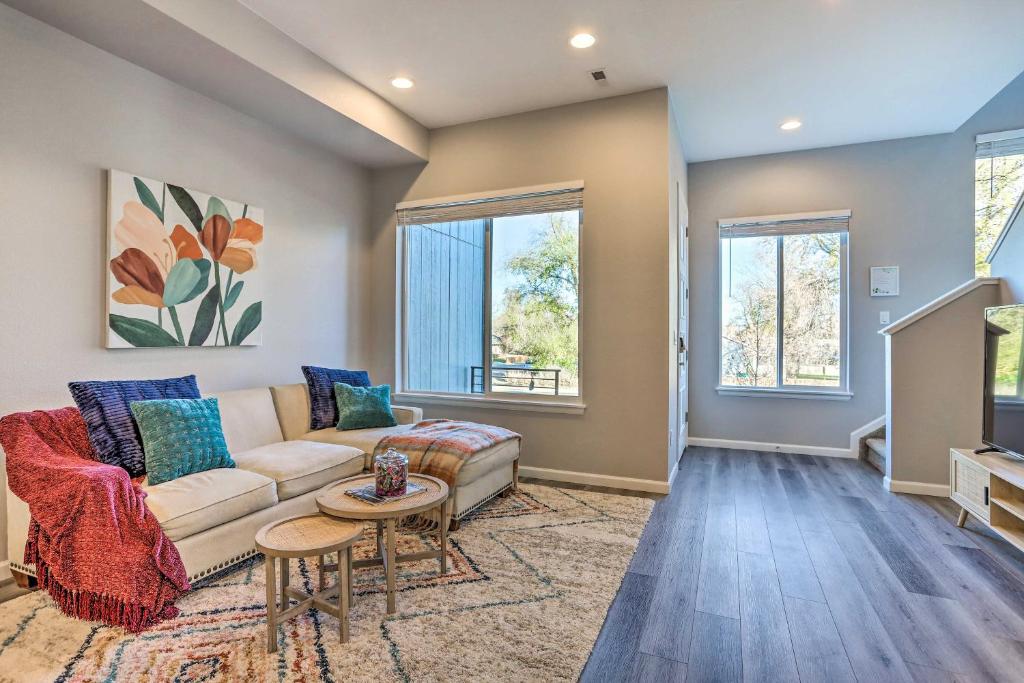 Cozy Abode with Patio about 7 Mi to Dtwn Denver