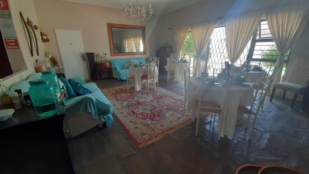 Au Plais De Langebaan at Palm Tree Villa photo