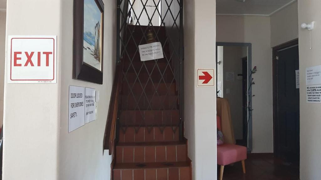 Au Plais De Langebaan at Palm Tree Villa photo