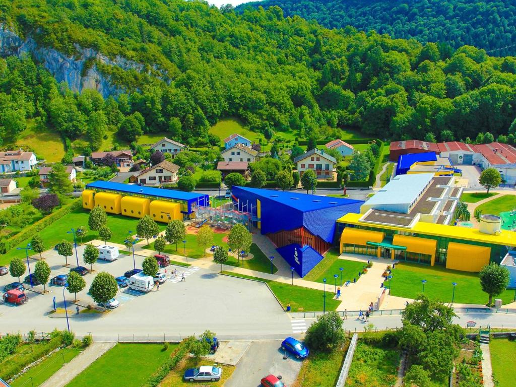 Appartement Moirans-en-Montagne, 2 pièces, 2 personnes - FR-1-654-16
