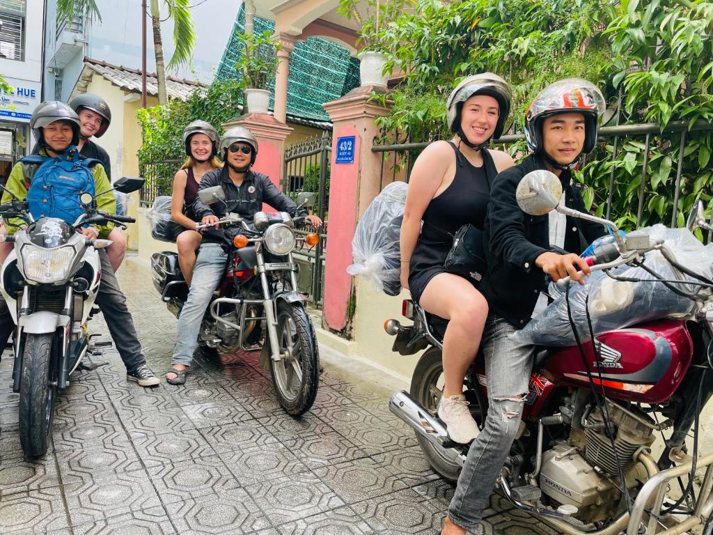 Full House Homestay photo