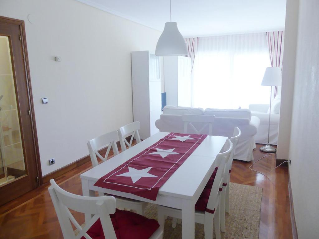 Apartamento luminoso, funcional y amplio en zona hospitalaria - 5