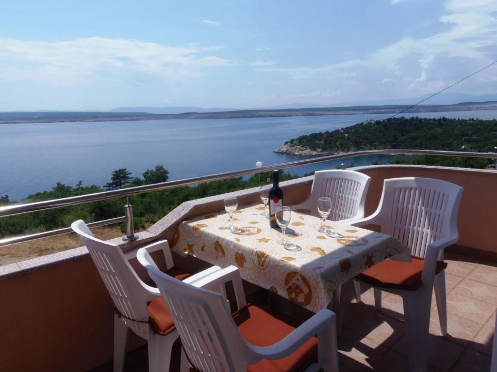 Apartment in Dramalj with sea view, balcony, air conditioning, WiFi 4623-11, Dramalj