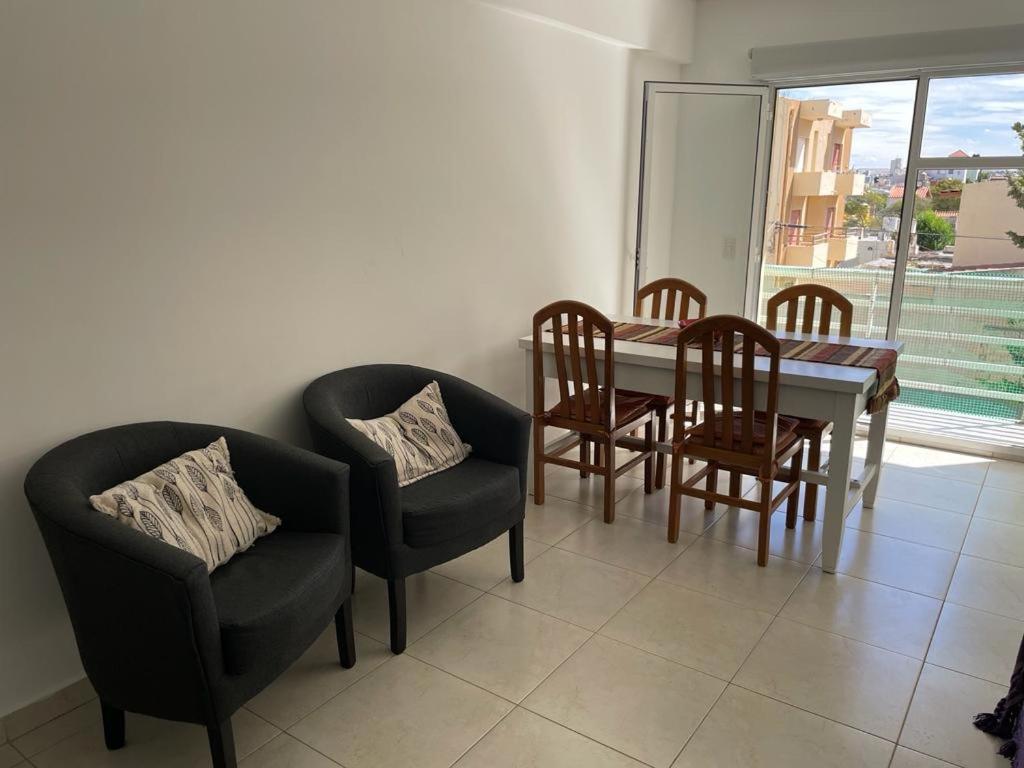 Hermoso Departamento céntrico a 50mts del mar - 3