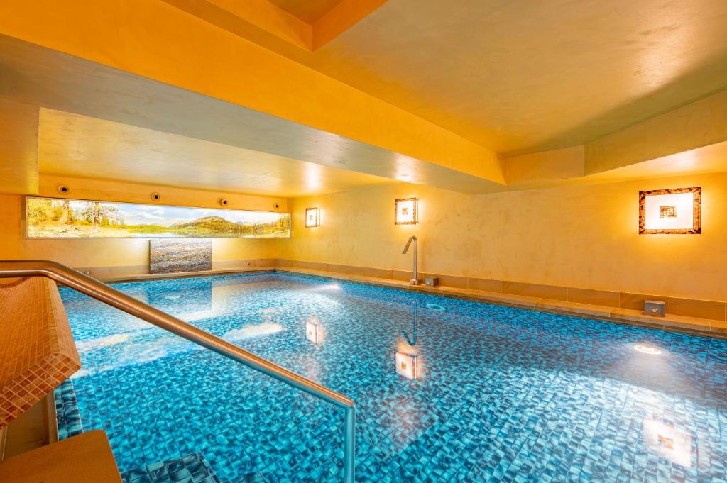 Swimming pool, David wellnes hotel Harrachov in Harrachov