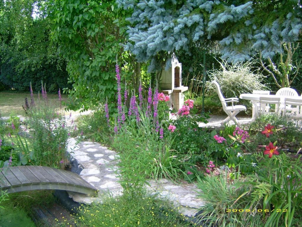 Gîte Les Nympheas - ViaMichelin HOTEL - Crécy-la-Chapelle 