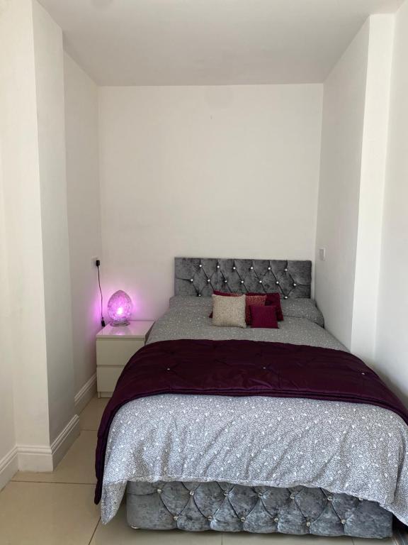 River view Rooms, Rock Ferry