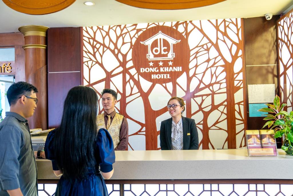 フロント・ロビー