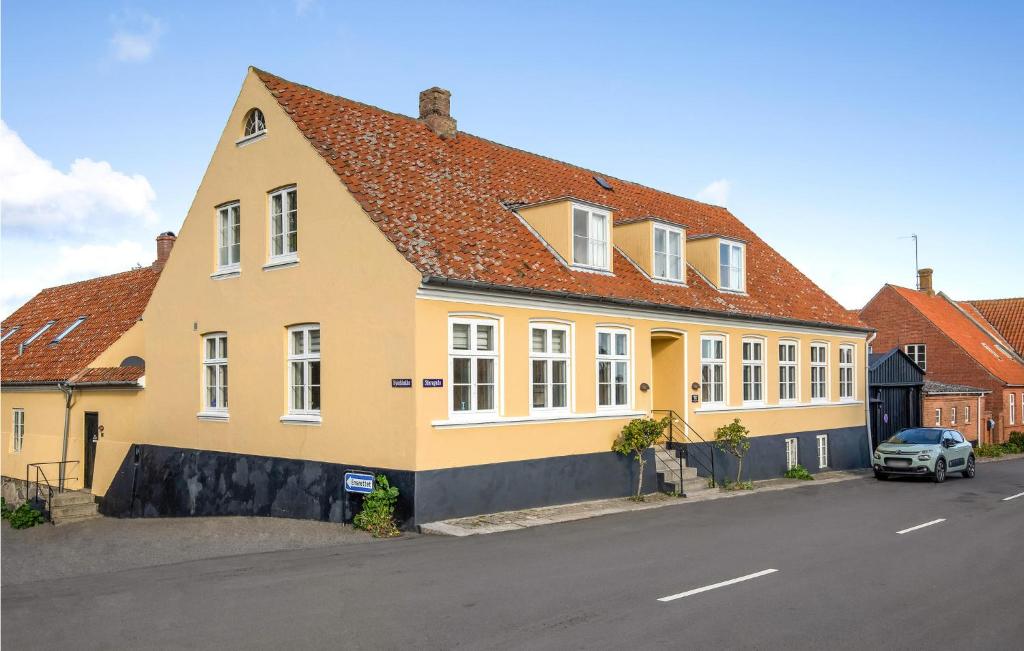 Cozy Apartment In Svaneke With Wifi, Svaneke