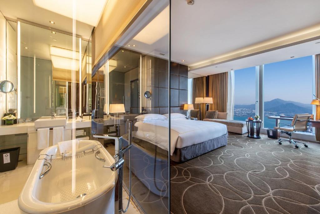 Nanjing InterContinental Nanjing room