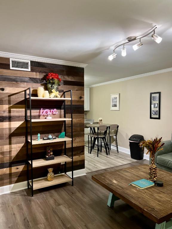 Trinity One Apartments - Country Luxury