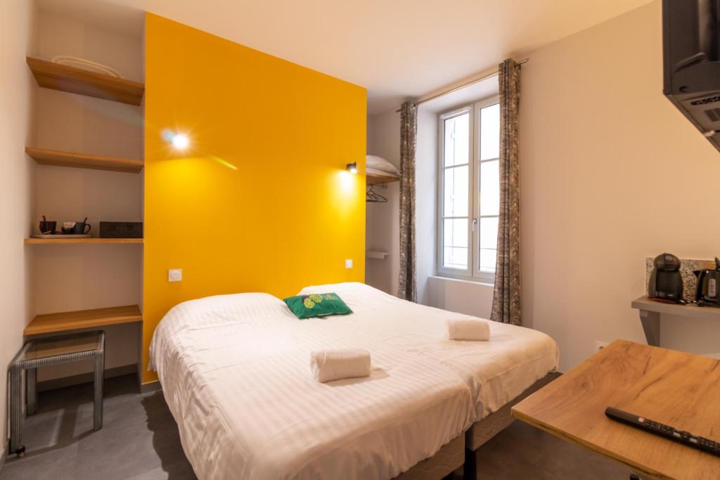Les Halles Positives, Draps compris et Climatisation - 3