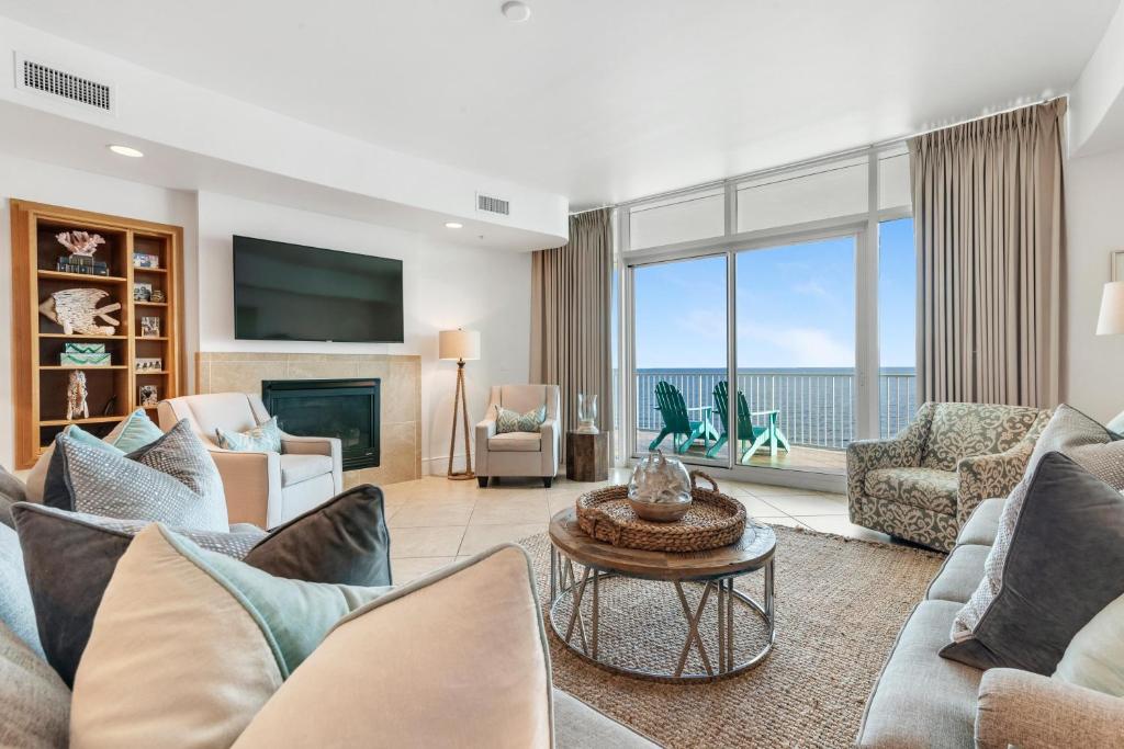 Turquoise D708, Orange Beach