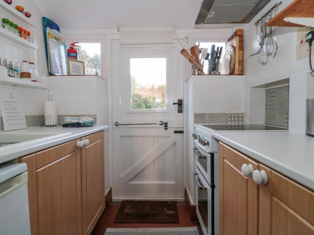 Badgers Cottage photo 8