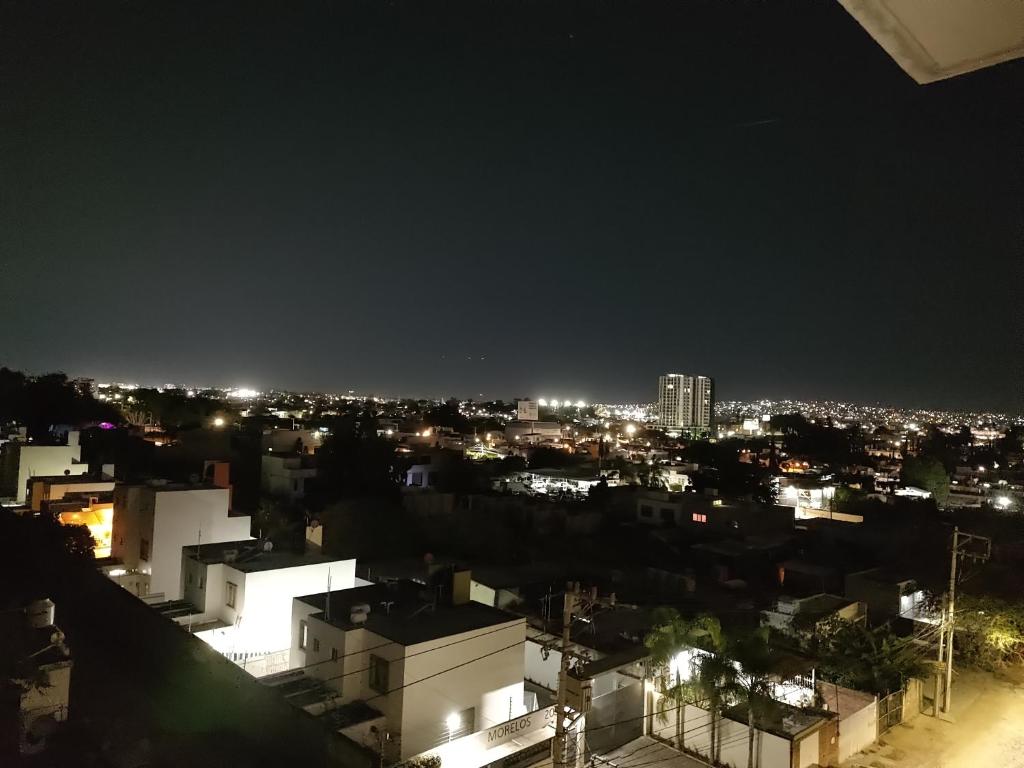 Excelente Departamento céntrico. - 2