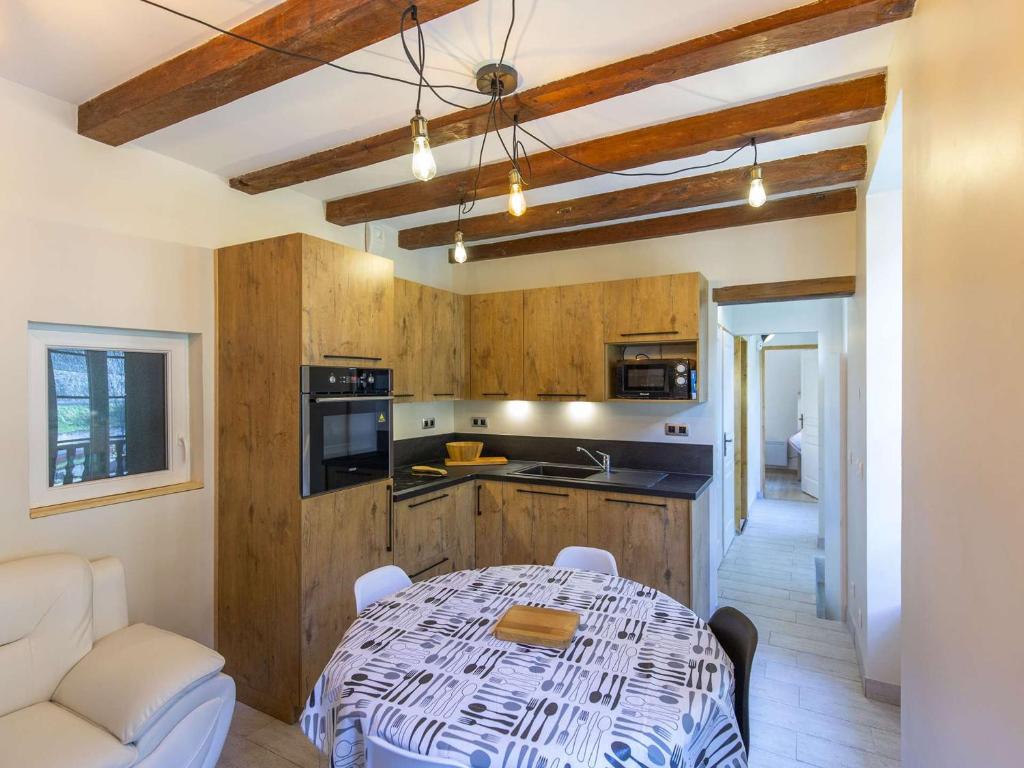 Appartement rénové pour 8 avec Wifi à Cauterets - FR-1-401-250 - 1