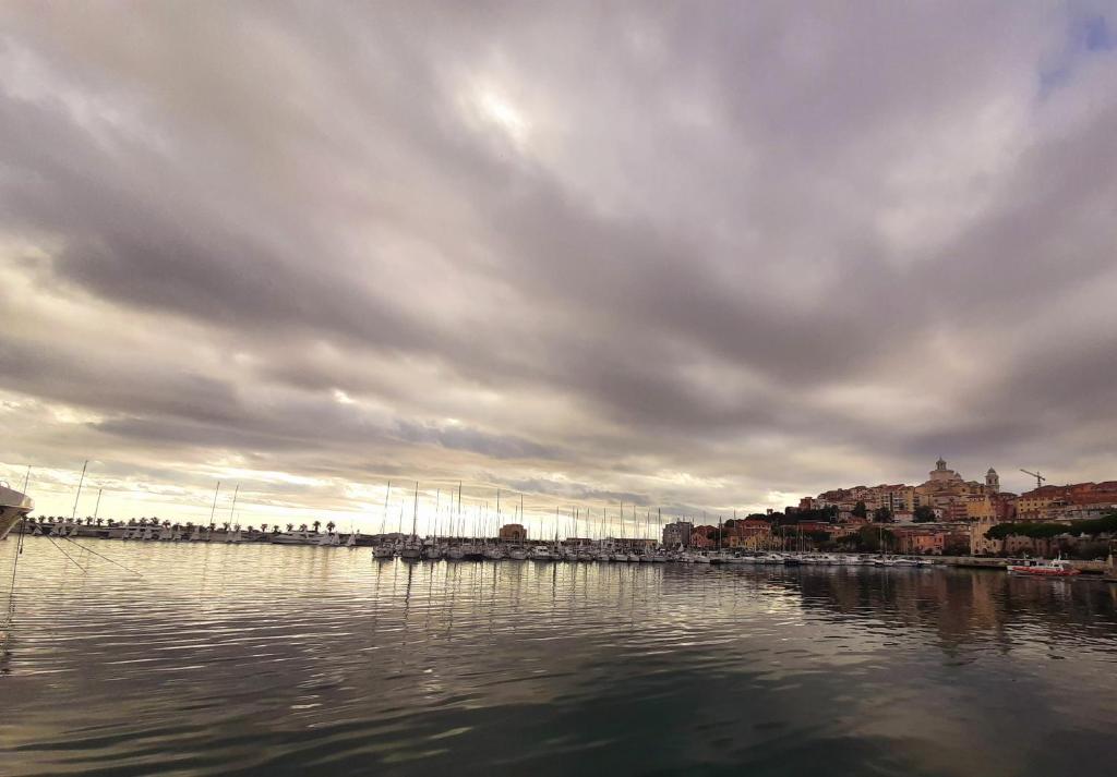 Appartamento vicino al mare _con giardino - 3