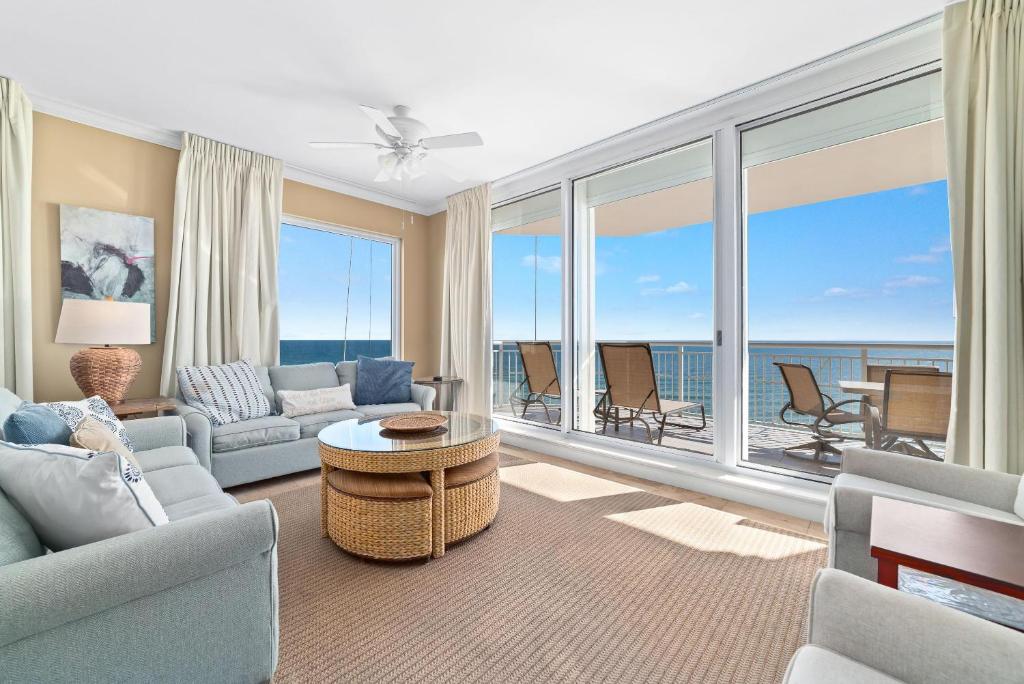 Indigo West 801 with Private Poolside Cabana, Perdido Key