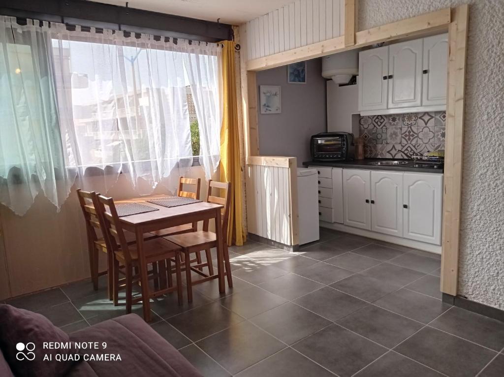 Chaleureux studio en bord de mer - 3