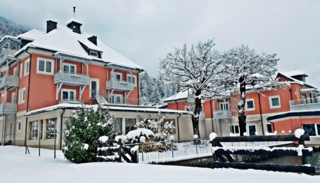 Strandhotel Burgstaller - 2