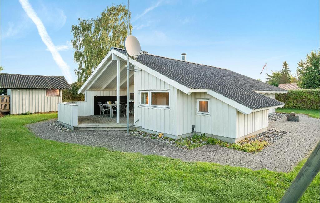 Stunning Home In Strøby With Wifi, Strøby