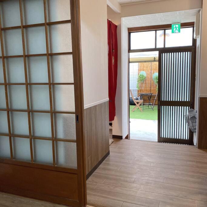 天下茶屋駅5分、専用庭付き平屋—KIK Iハウス