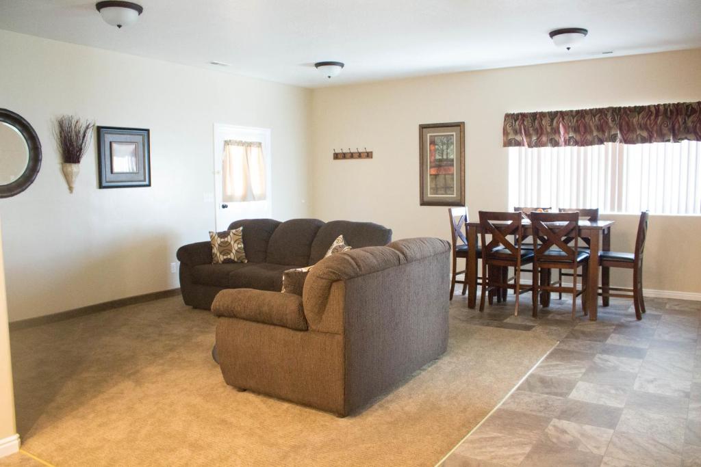 Henrie's Hideout — Hotel in Panguitch (UT)