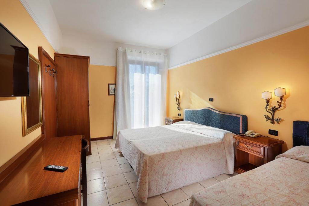 Hotel Salus - 3