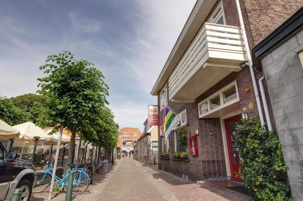 Hotel Oepkes, hotel v destinaci West-Terschelling