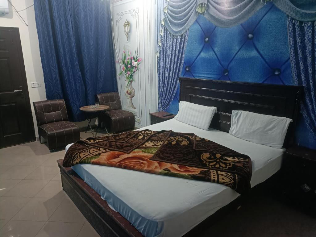 New Hajveri Hotel Lahore photo