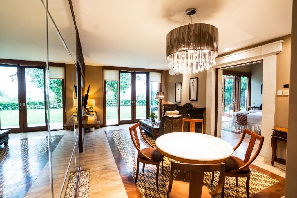 アブハヤギリ SWH リゾート (Abhayagiri - SWH Resort) 館内設備