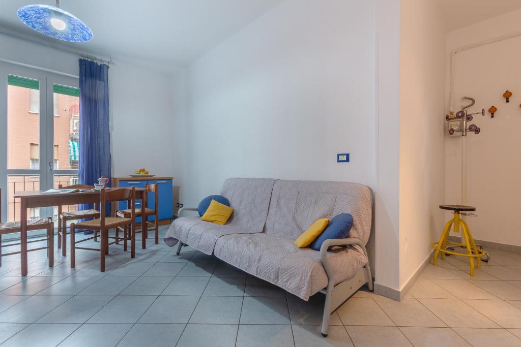 GuestHost - San Donato Fiera Apartment! - 3