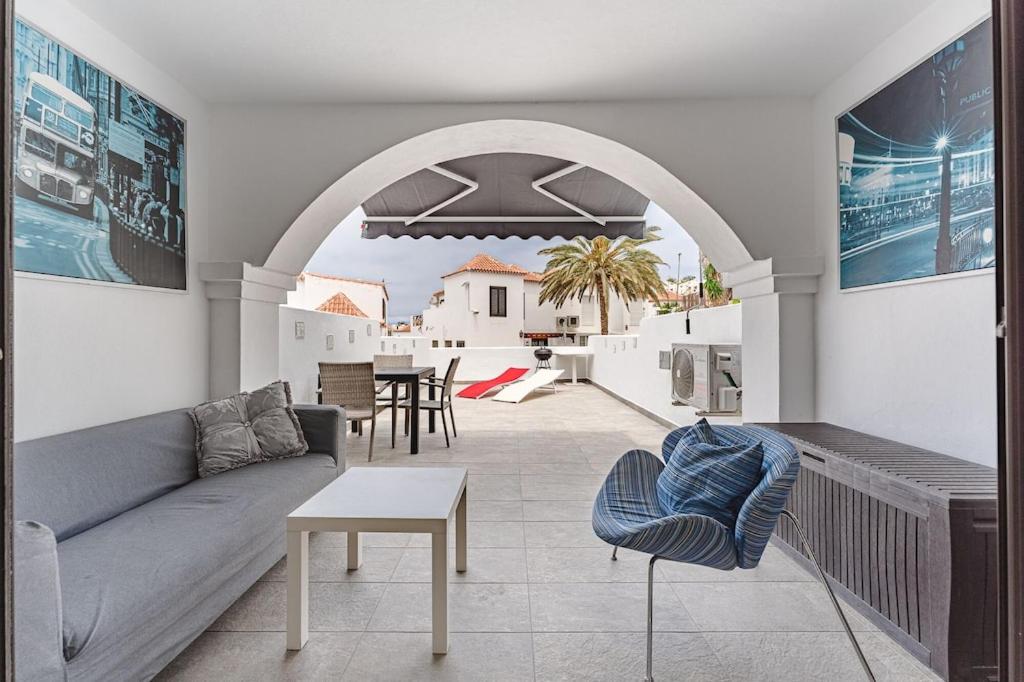 Beautiful apartments with large terrace close to the beach - 1