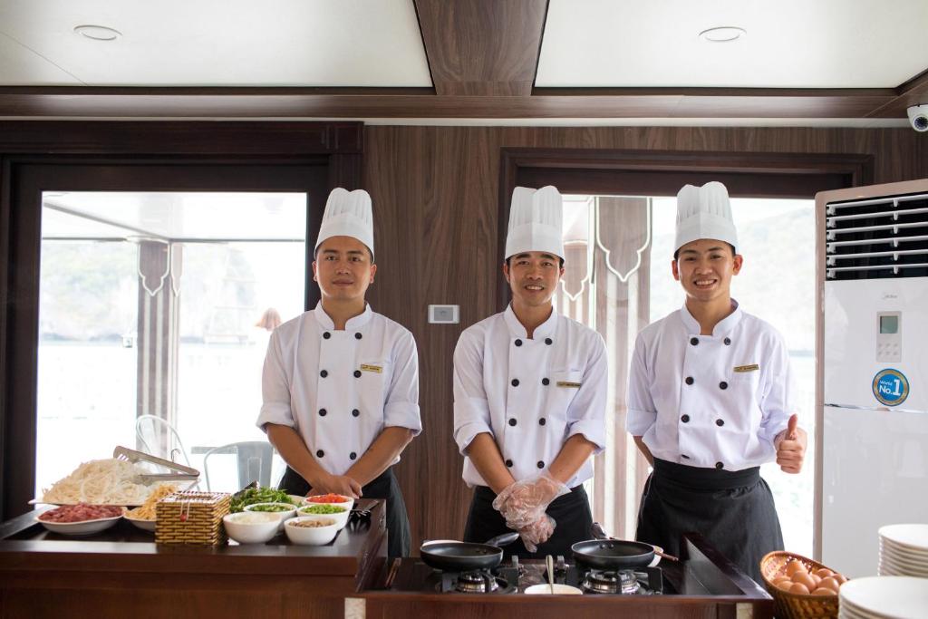 Cat Ba Valentine Hotel