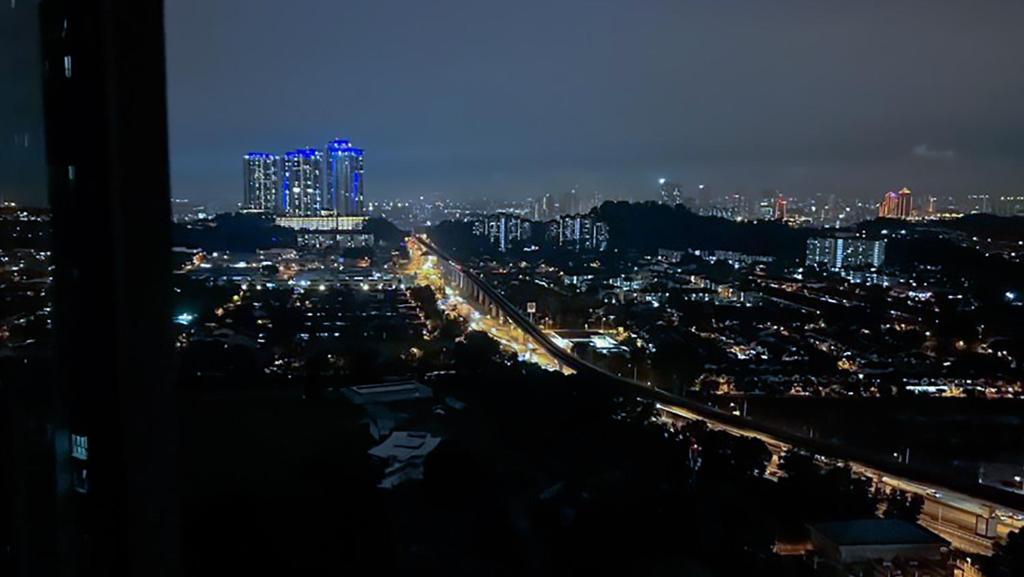 Ten Kinrara 3 Bedrooms Cozy Condo photo