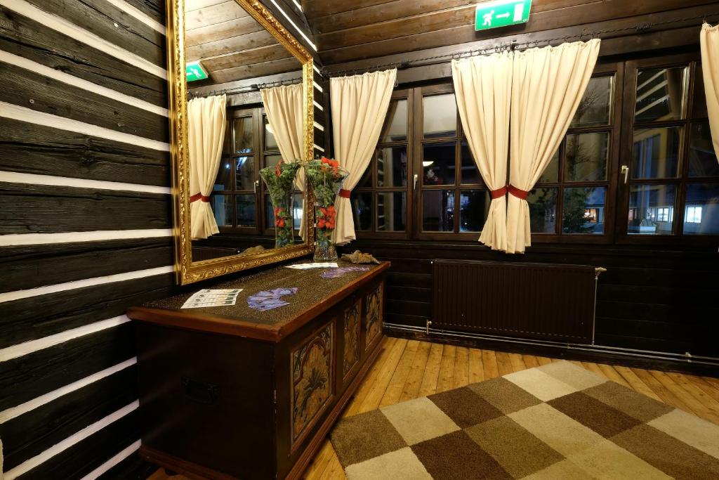 Check-in/out [express]