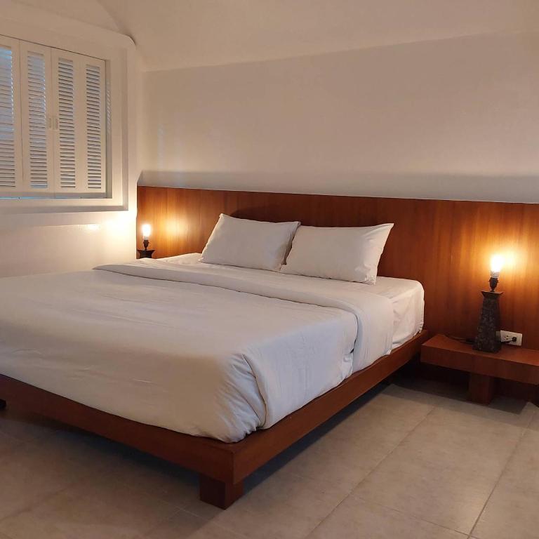 Benyada Lodge photo