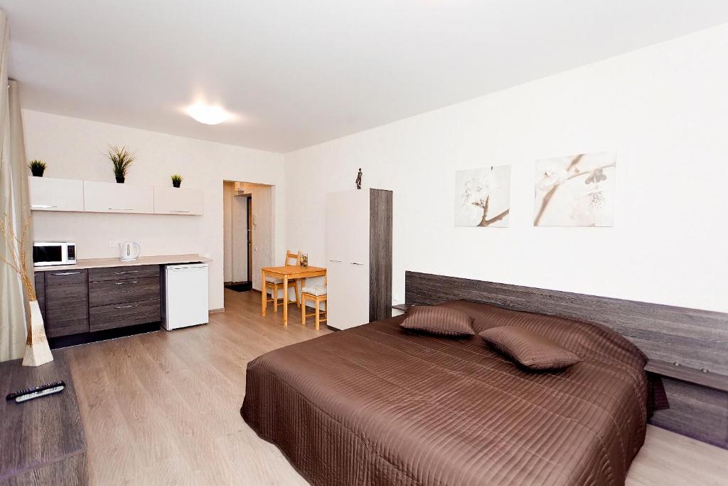Studio Apartment (2 Adults)