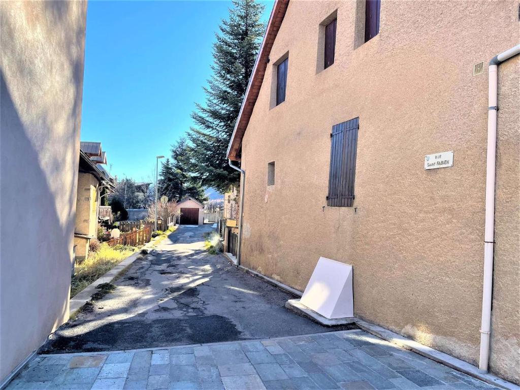 Appartement Montagne : 2 Pces, 4 Couchages, Jardin, Animaux OK, Navette et Commerce Proches - 2