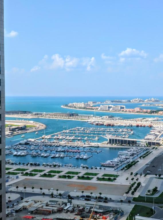 A Beautiful 1 bedroom Sea View apartment. photo