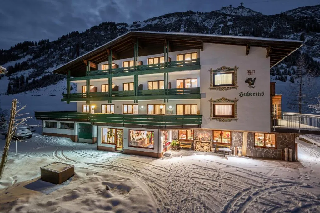 Hubertus, 3 Sterne Superior, hotel in Lech am Arlberg